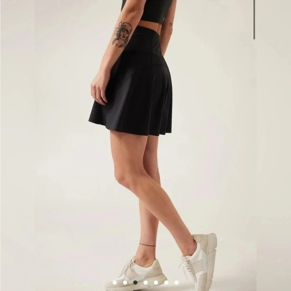 Athleta Ace Tennis Skort 13.5” Shorts Skirt Medium Black - Picture 2 of 11